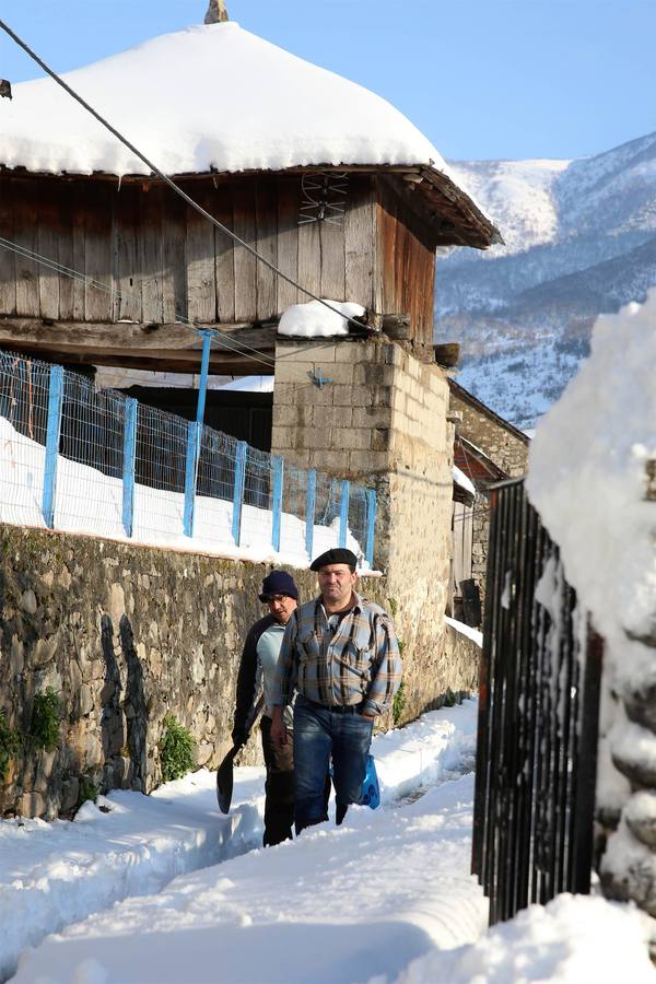 Así quedó Degaña tras las nevadas