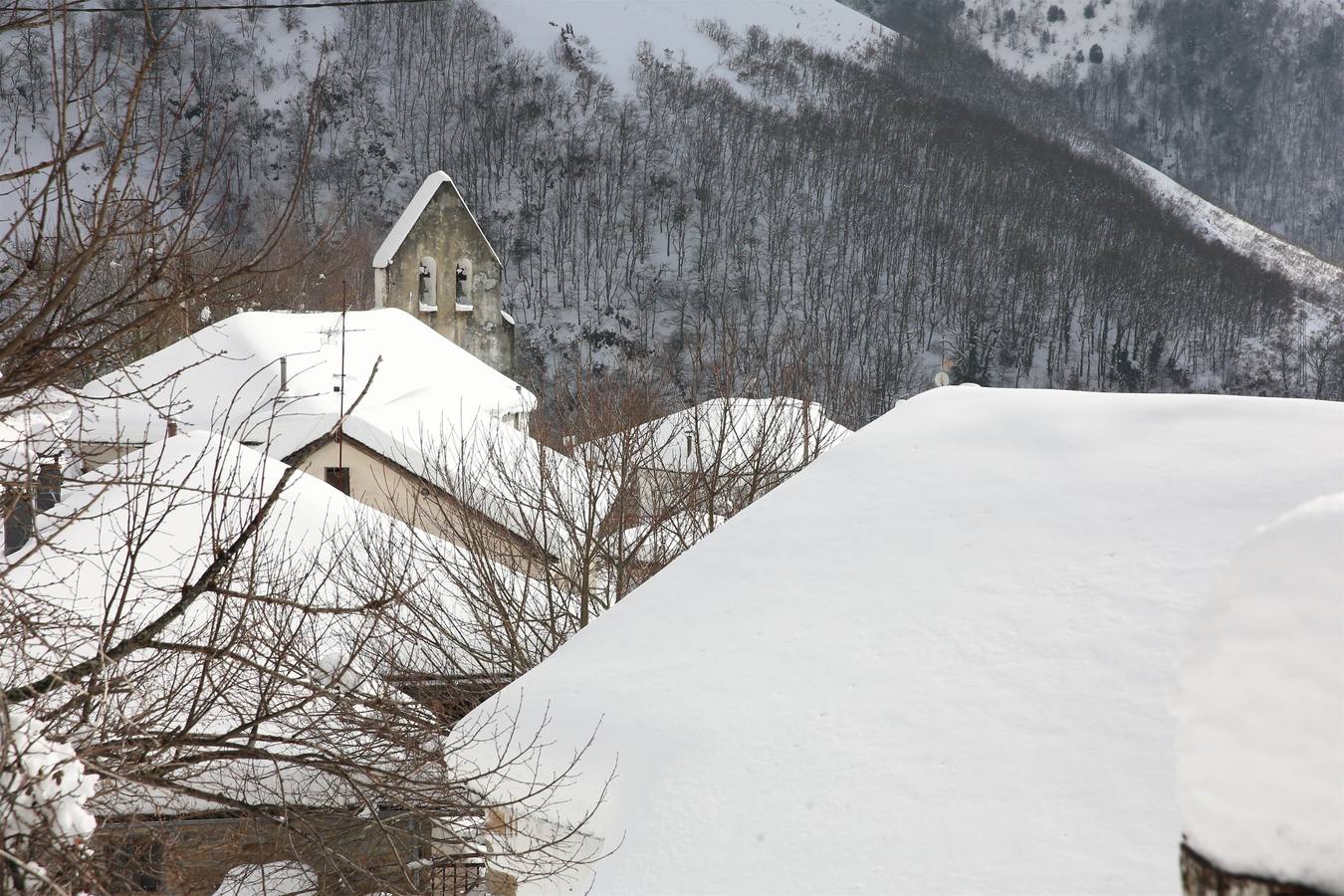 Así quedó Degaña tras las nevadas