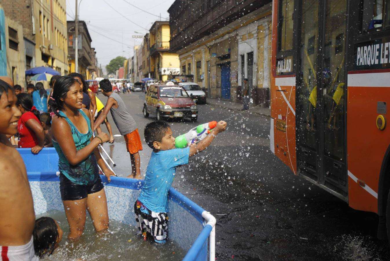 El carnaval prohibido de Lima