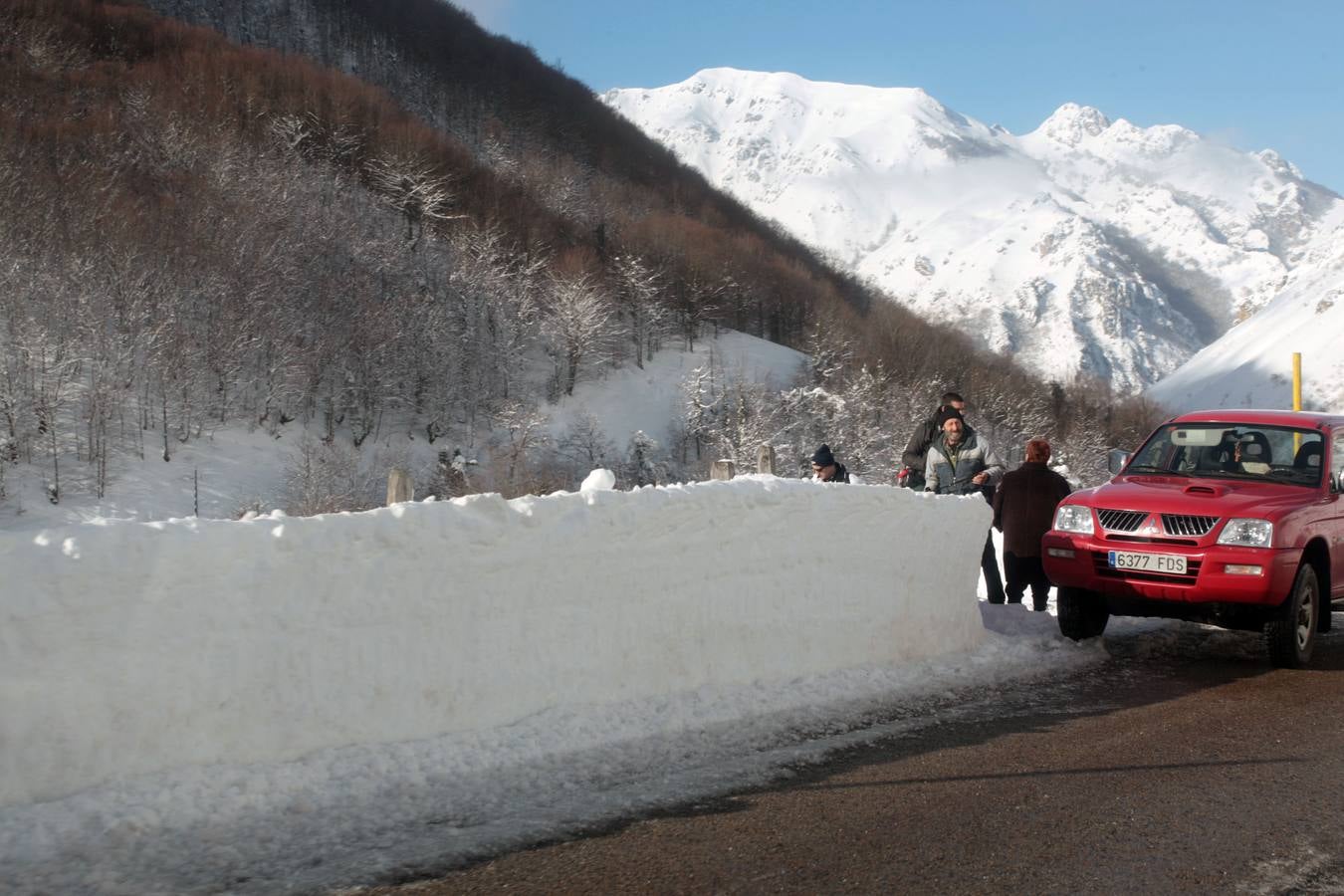 La alta montaña asturiana intenta recuperar la normalidad