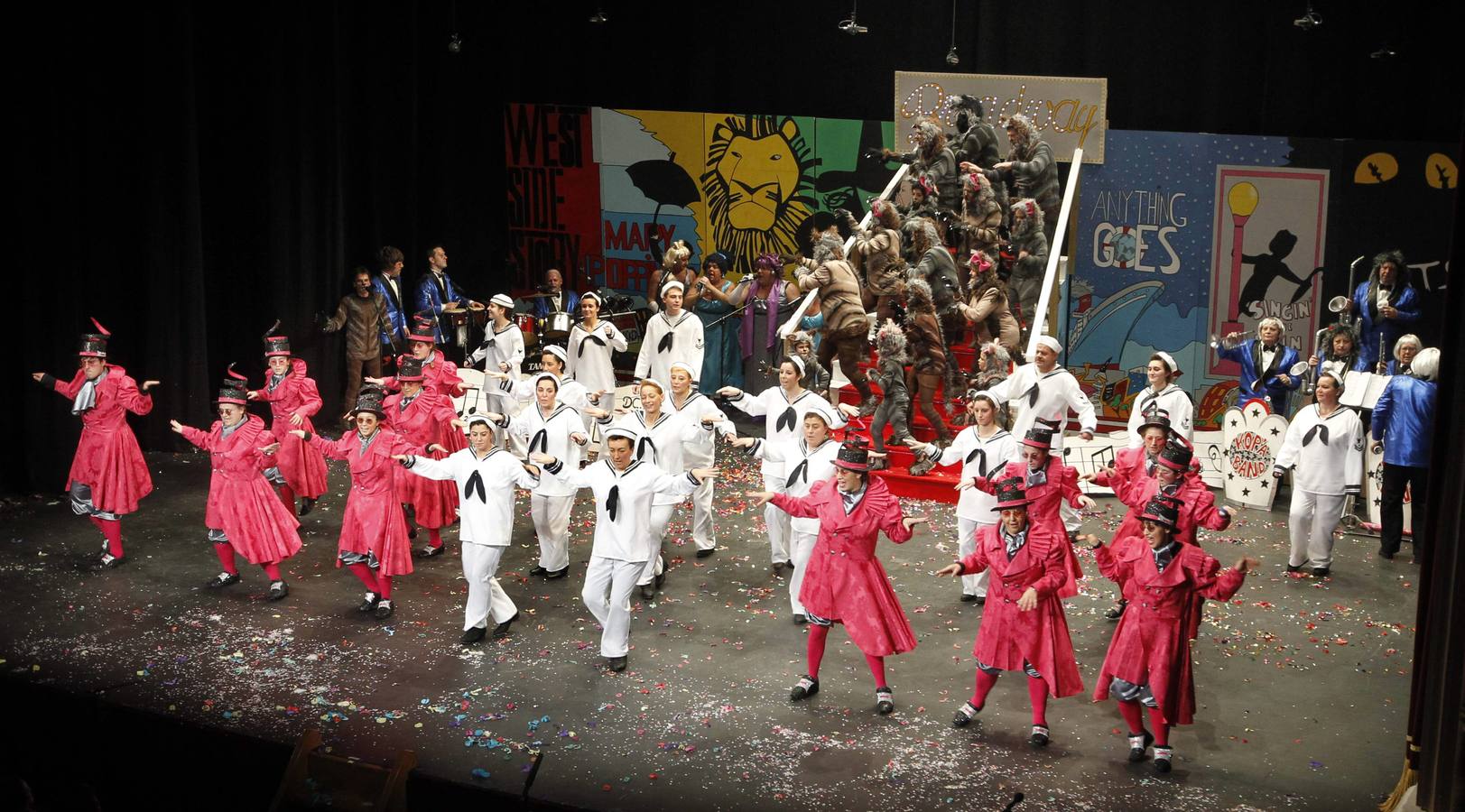 Antroxu: Concurso de charangas en el teatro Jovellanos