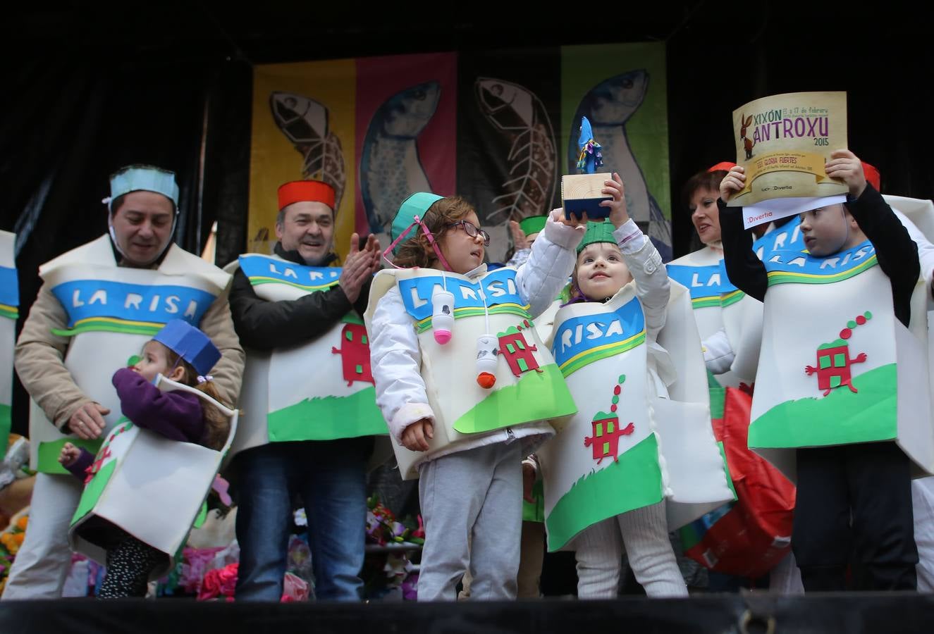 Todos los premiados del concurso de Antroxu de Gijón (1)