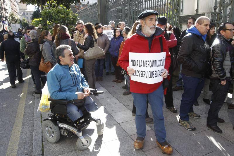 Los discapacitados asturianos piden al Principado que rectifique
