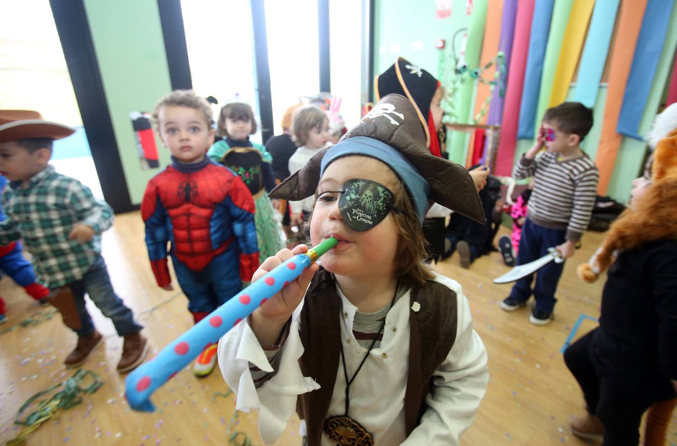 Juegos por Don Carnal en el Antroxu de Oviedo