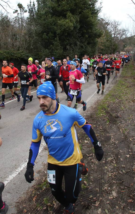 La Gijón Trail reúne a 450 atletas en Deva