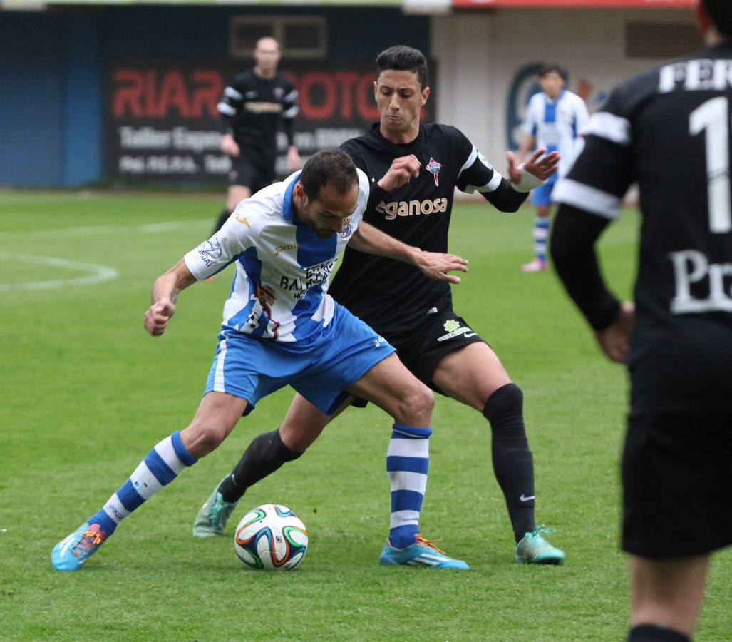 El Real Avilés cae en casa ante el Racing de Ferrol