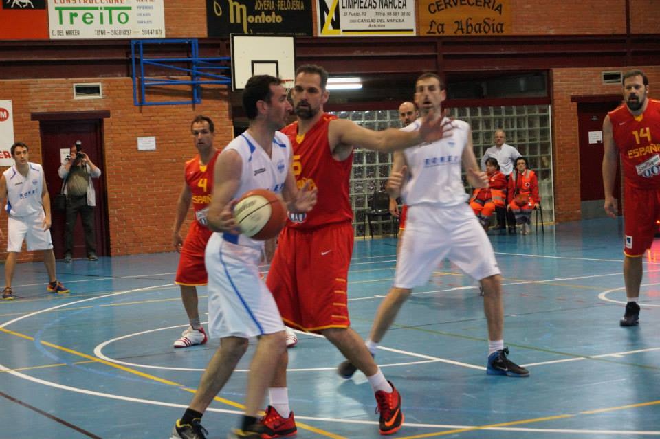 Baloncesto solidario en Cangas