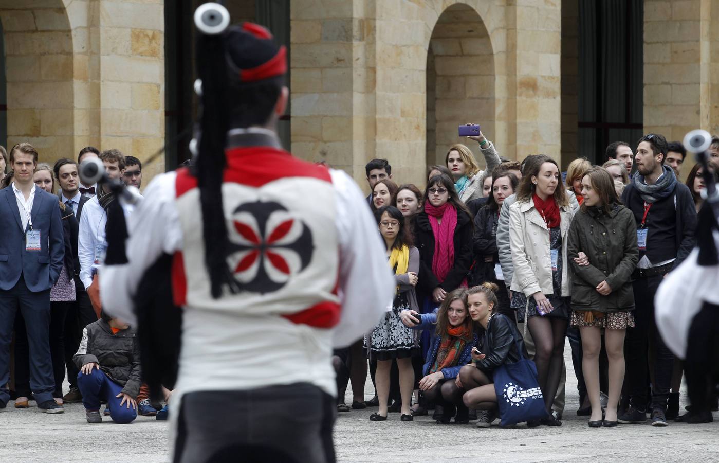 800 Erasmus comparte experiencias en Gijón