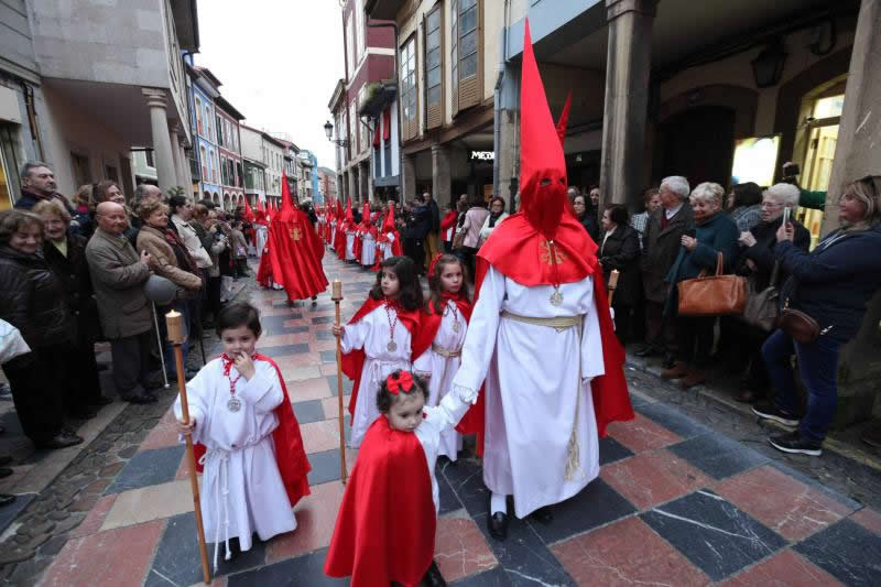 Procesión de San Pedro en Avilés