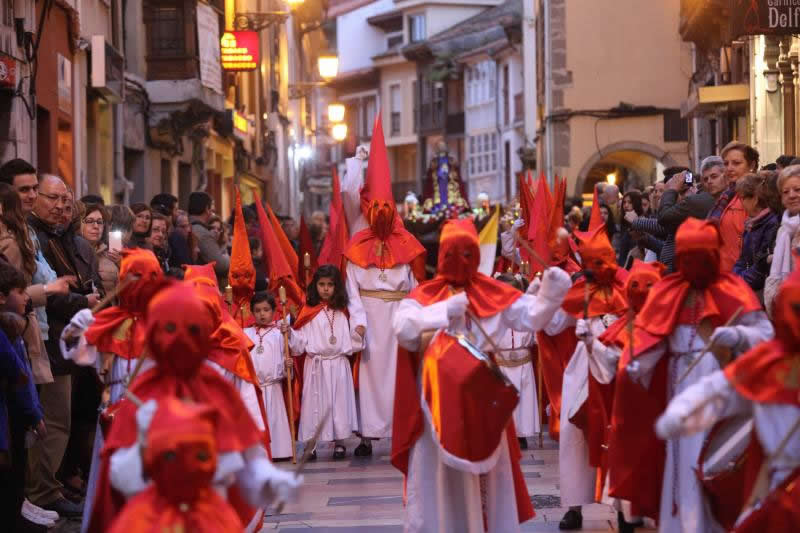 Procesión de San Pedro en Avilés