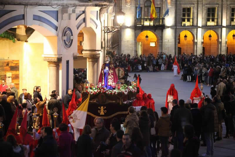 Procesión de San Pedro en Avilés