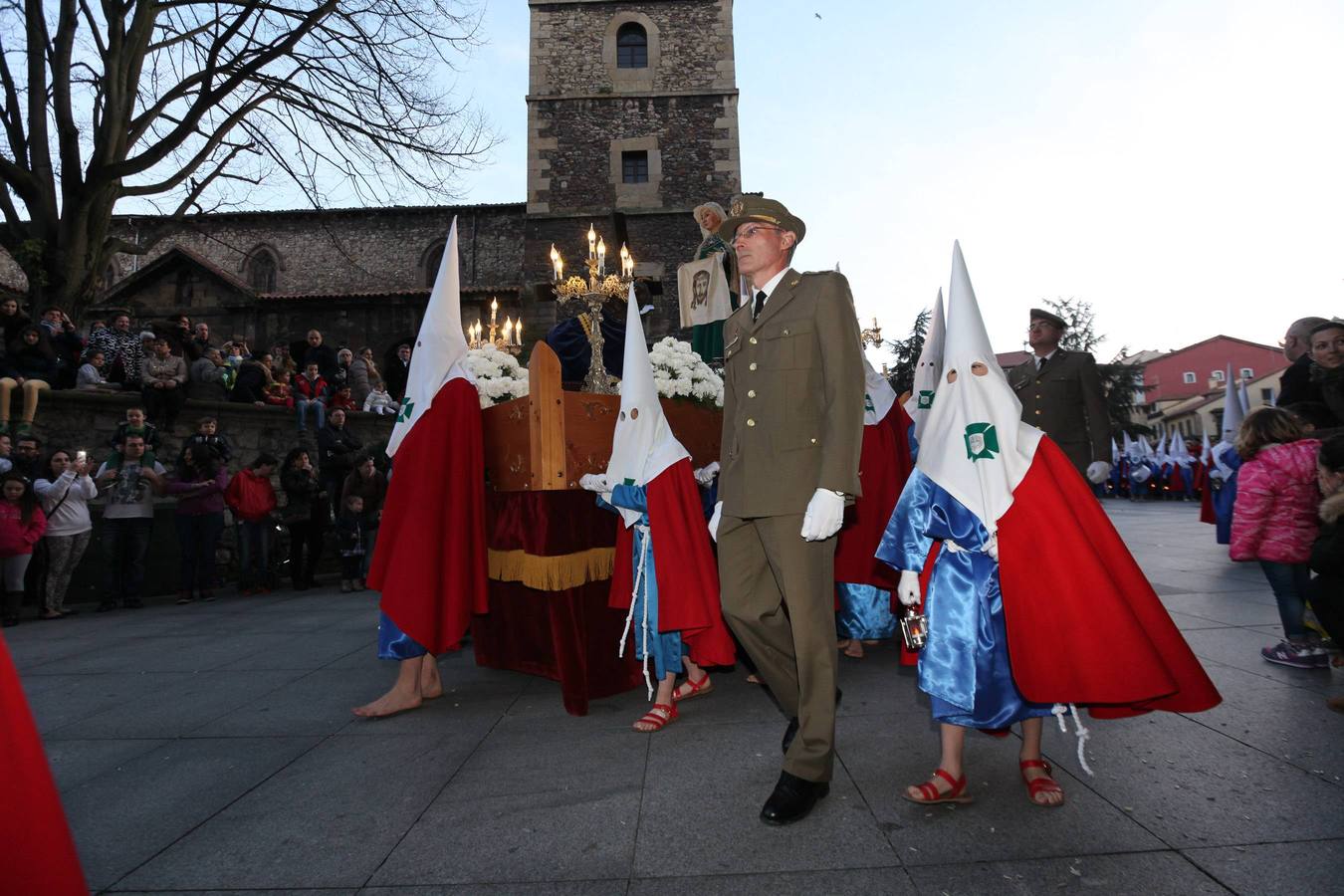 Procesión del Silencio, en Avilés