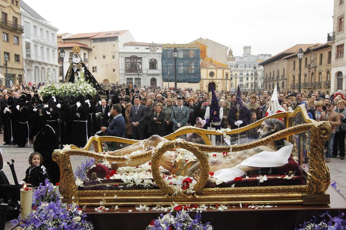 Procesión del Santo Entierro en Oviedo