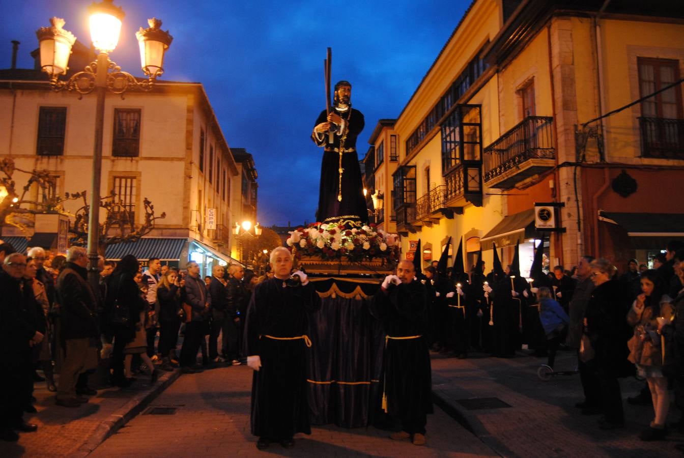 Via Crucis en Ribadesella