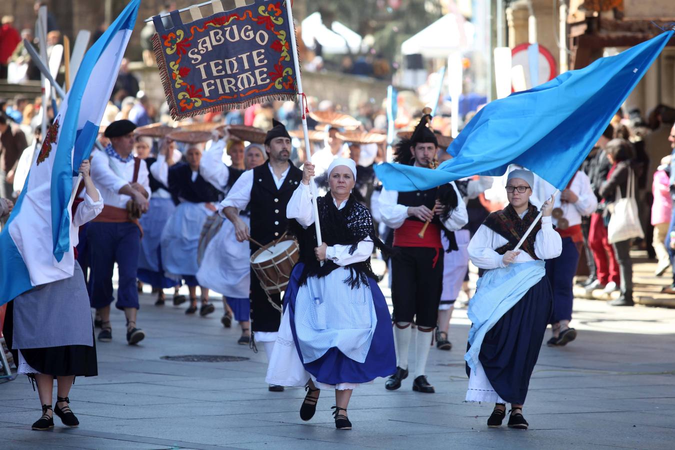 Avilés se vuelca con El Bollo