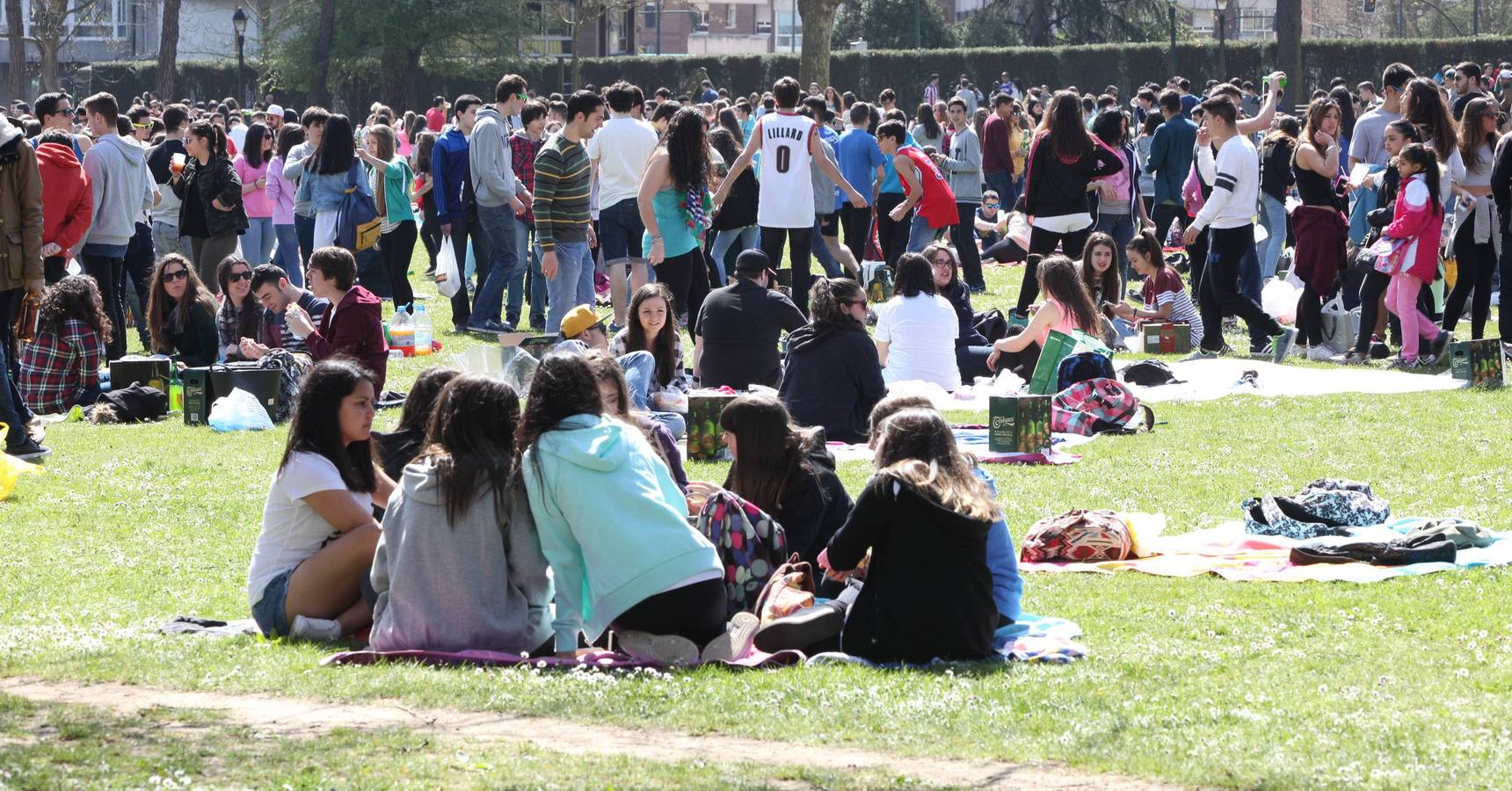 ¿Estuviste en la Comida en la Calle de Avilés? ¡Búscate!