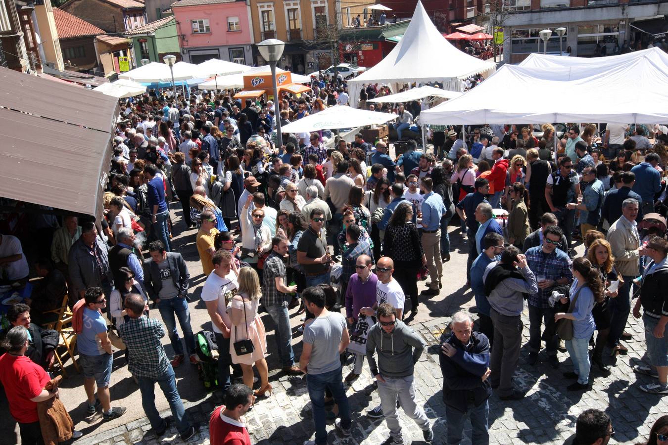 Las mejores imágenes de la fiesta de los Güevos Pintos