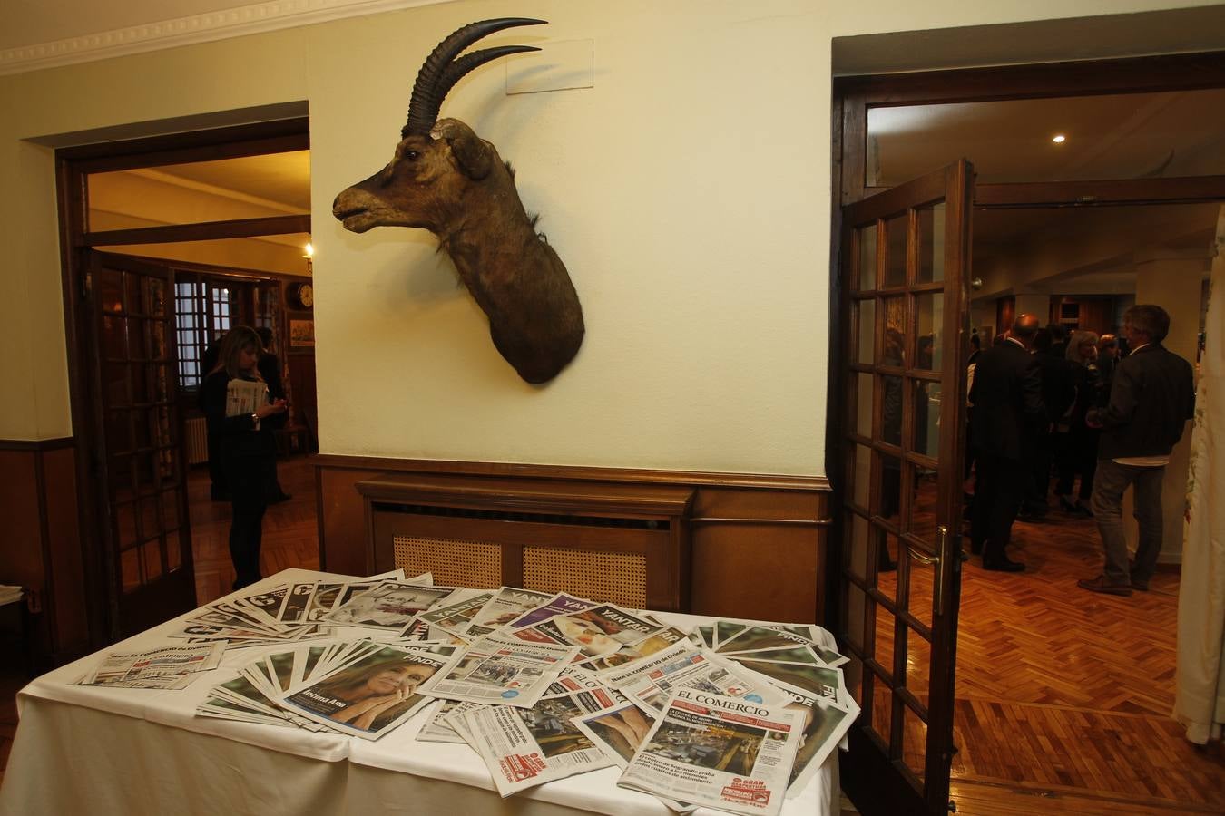 EL COMERCIO presenta su oferta editorial en Asturias