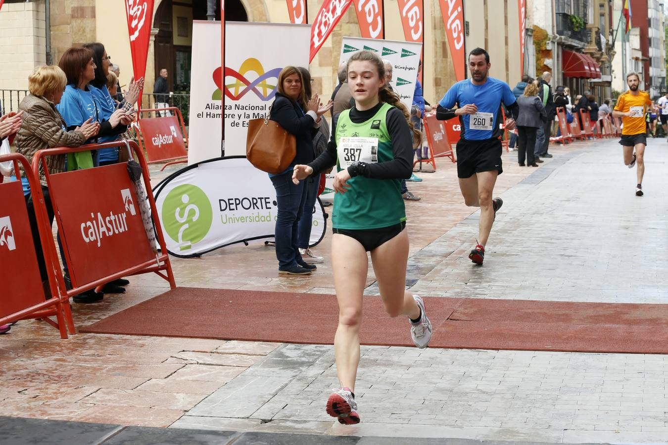 Carrera solidaria contra el hambre en Oviedo