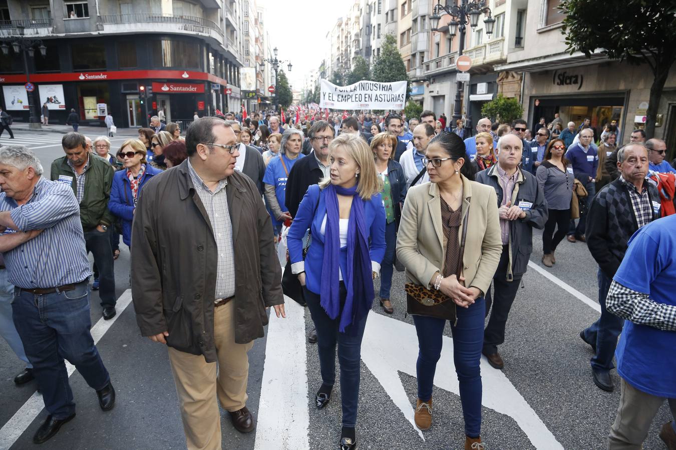 Manifestación en Oviedo por los despedidos de Santa Bárbara