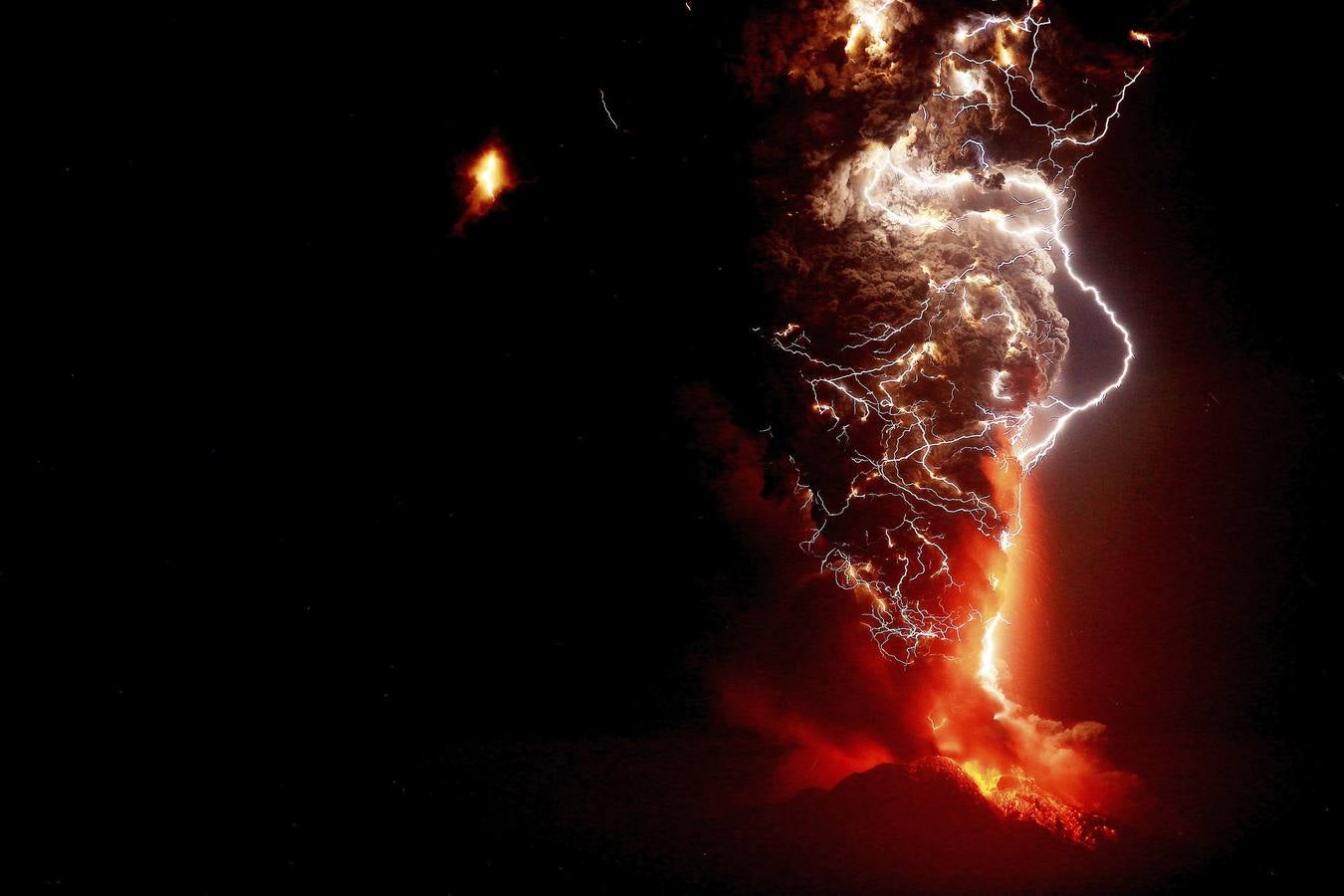 Erupción del volcán Calbuco