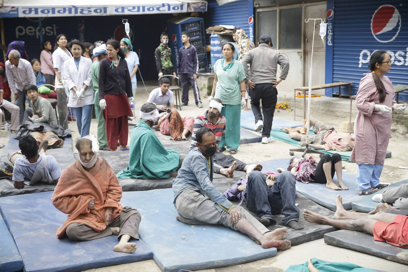 Pánico y dolor en Nepal tras un terremoto de 7,9 grados