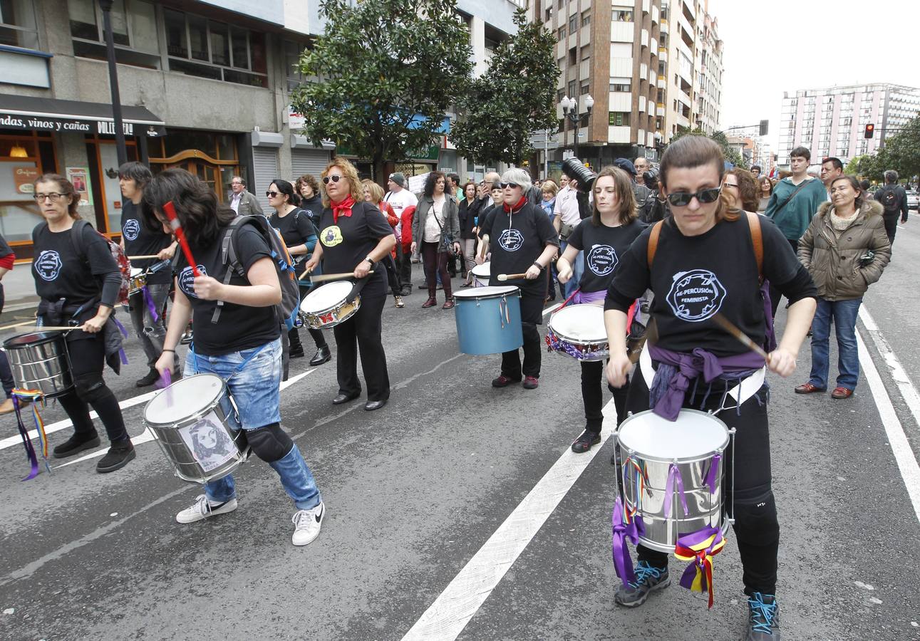 Manifestación de los sindicatos minoritarios por las calles de Gijón