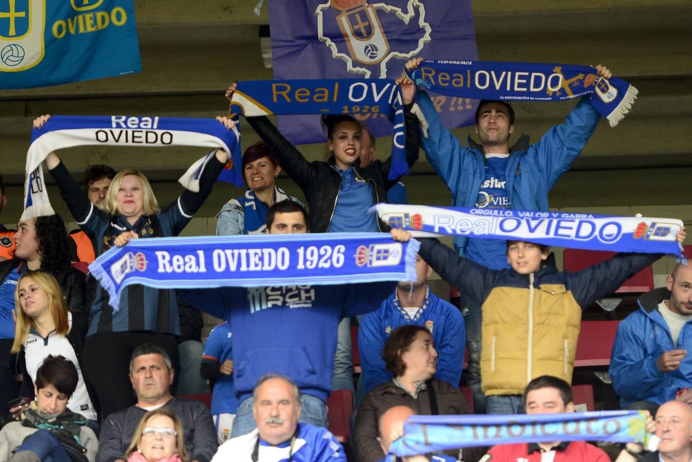 Las mejores imágenes del Compostela 1 - 1 Real Oviedo