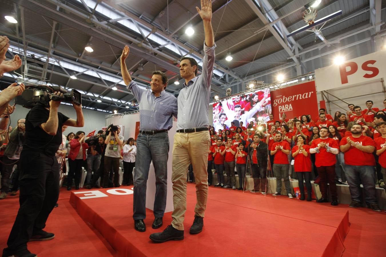 Pedro Sánchez da su respaldo a los candidatos asturianos