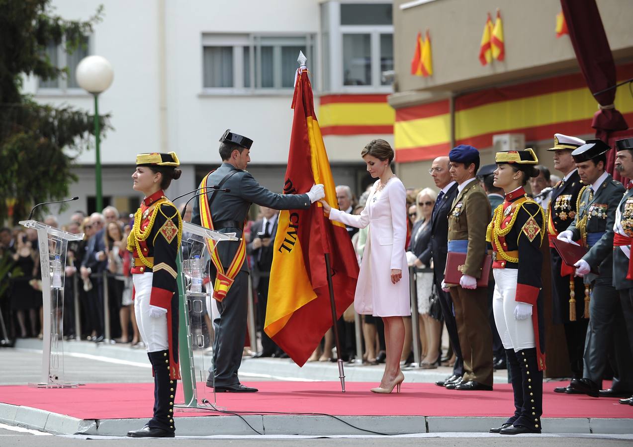 La Reina preside un homenaje a la Guardia Civil en Vitoria