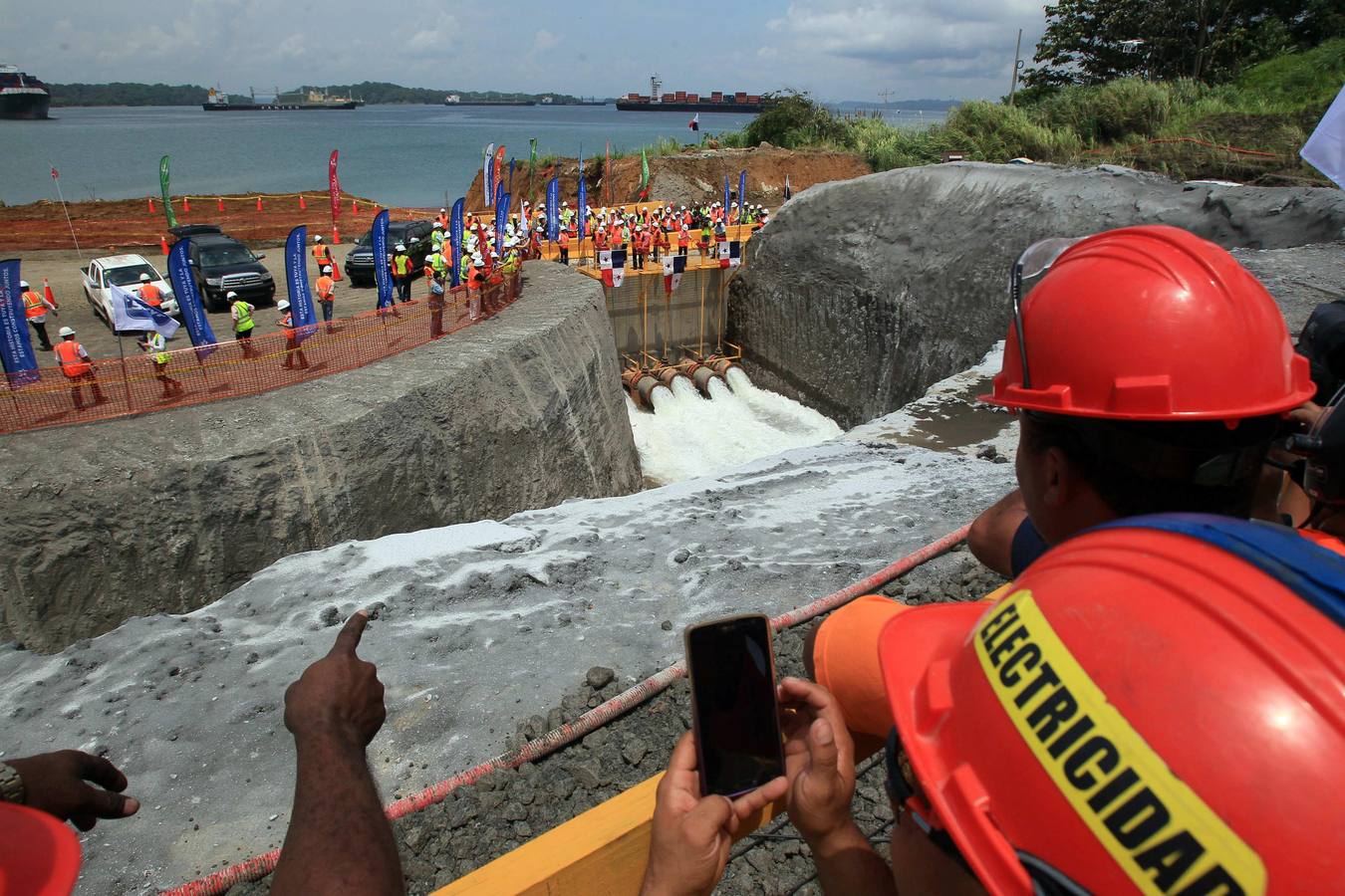 Primeras inundaciones en la expansión del Canal de Panamá