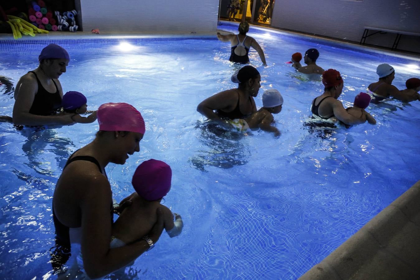 De la cuna a la piscina