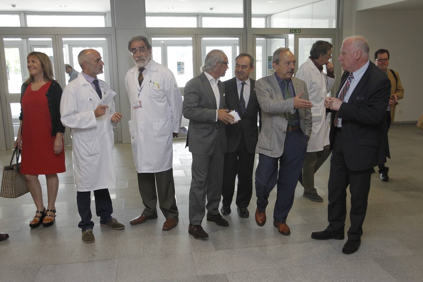 Aniversario del HUCA con protestas