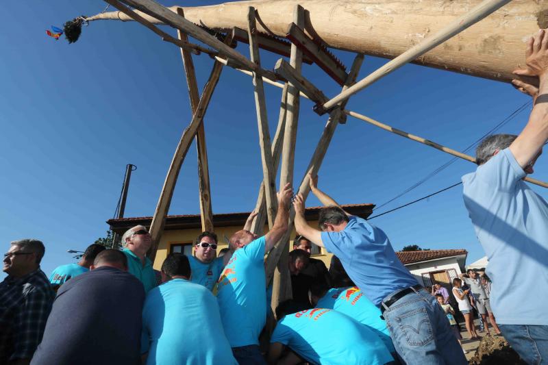 Balmori planta una hoguera de 40 metros y 2.500 kilos