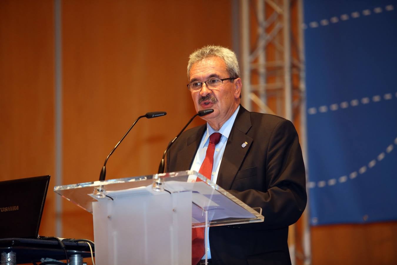 Fade analiza sus retos de futuro