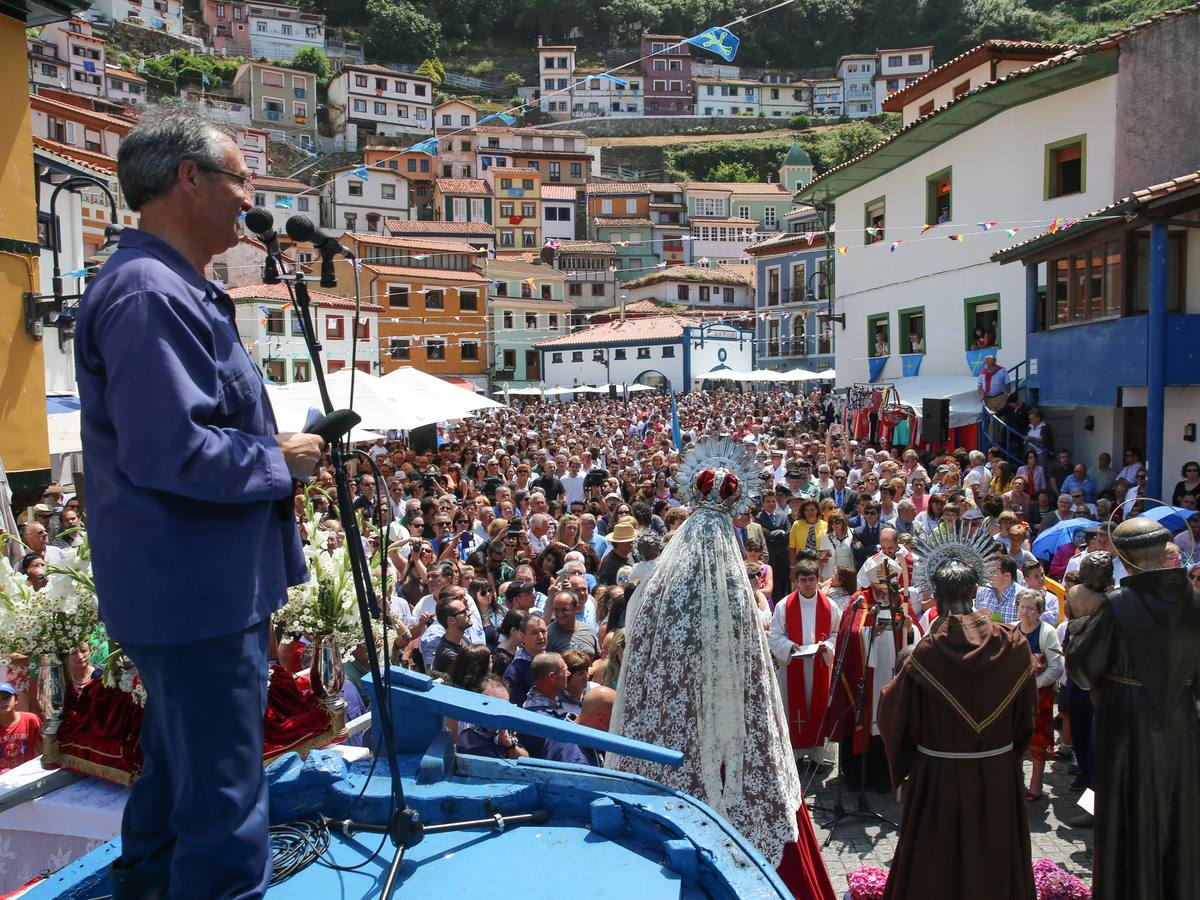 Lleno total en Cudillero para escuchar el sermón de L&#039;Amuravela