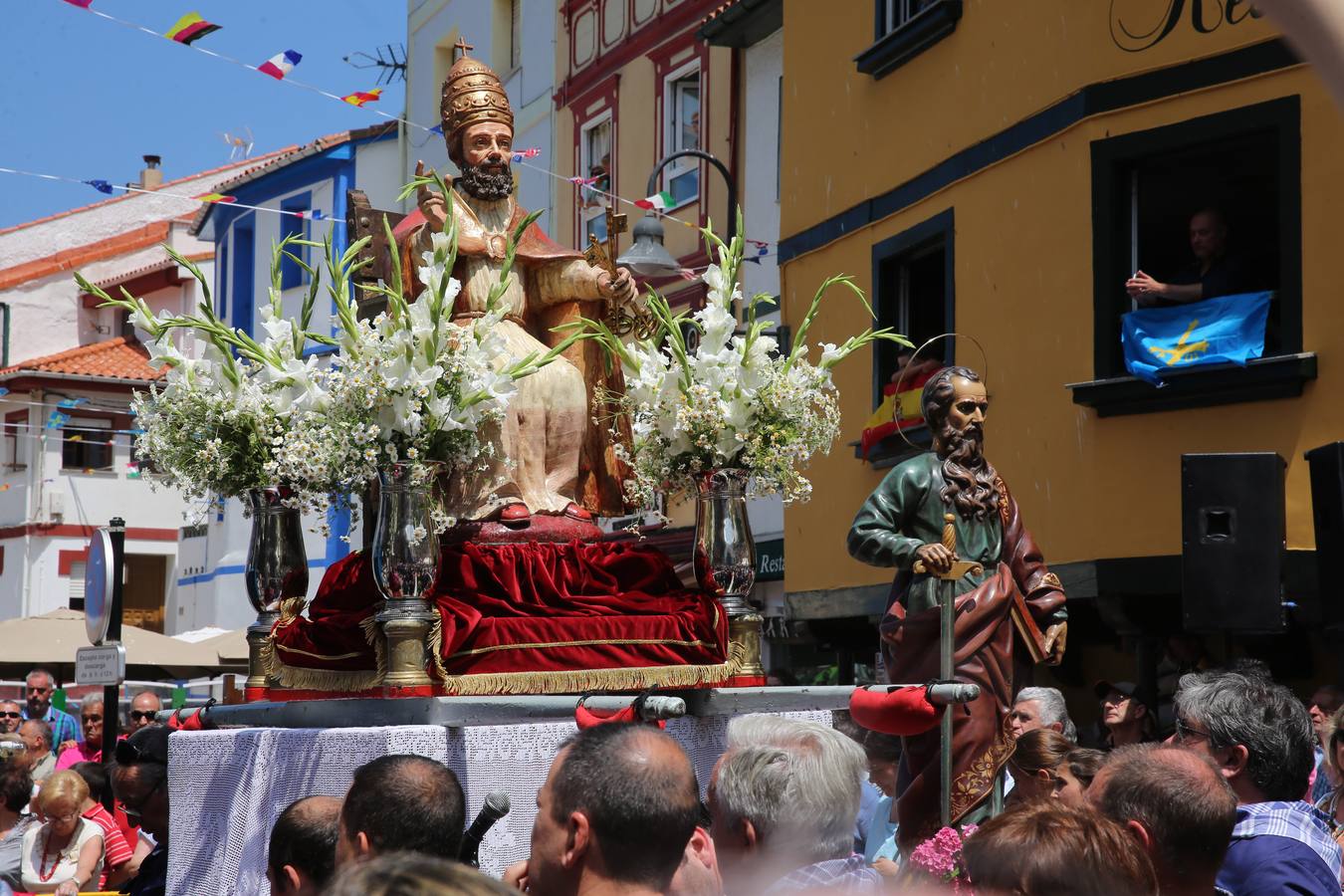 Lleno total en Cudillero para escuchar el sermón de L&#039;Amuravela