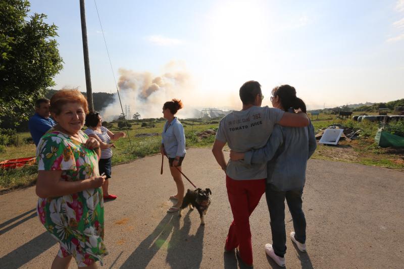 Incendio en Avilés cerca de las instalaciones de Alcoa