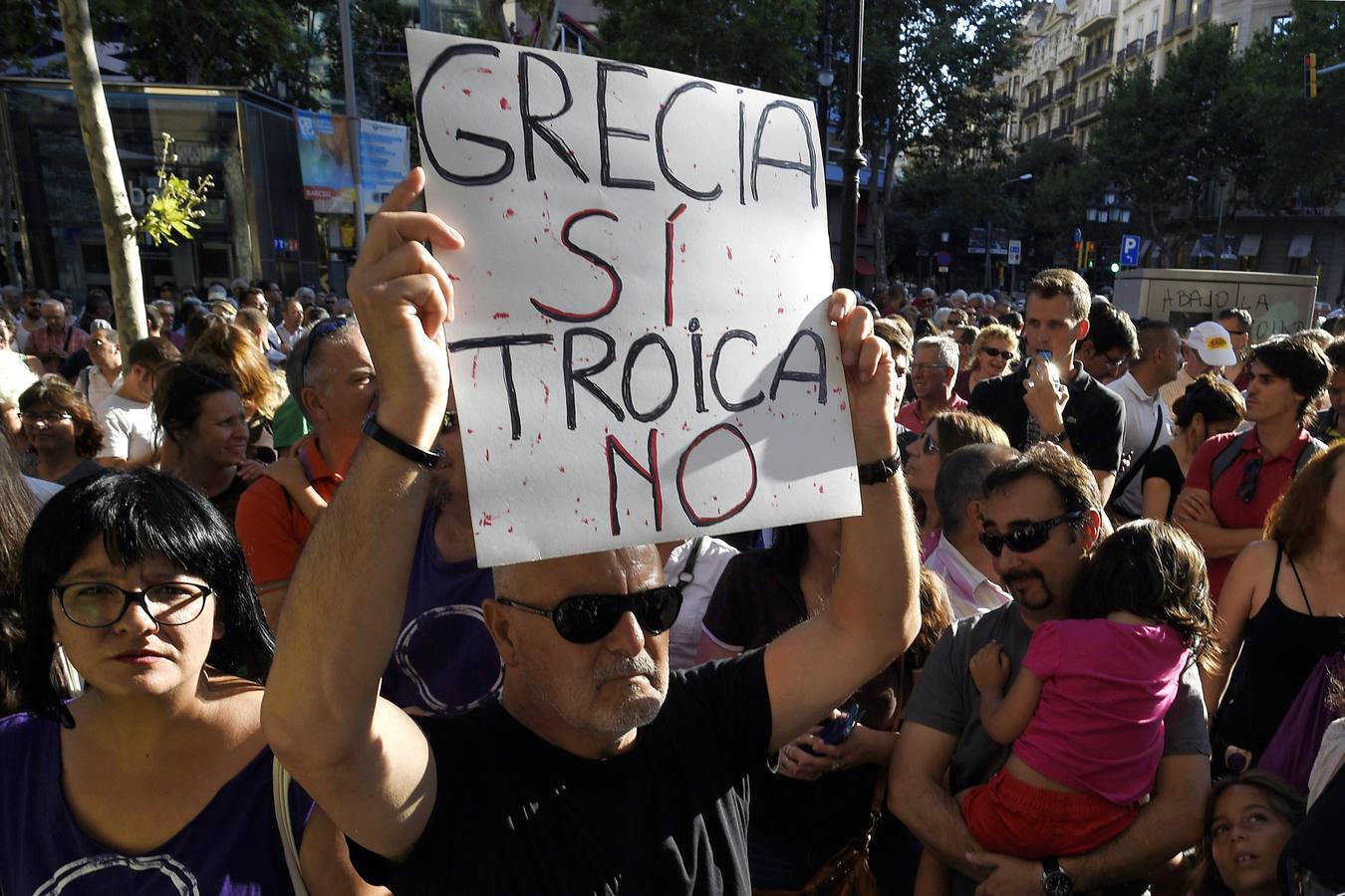 Cerca de 17.000 personas se manifestan a favor del &#039;No&#039; en el referéndum en Grecia