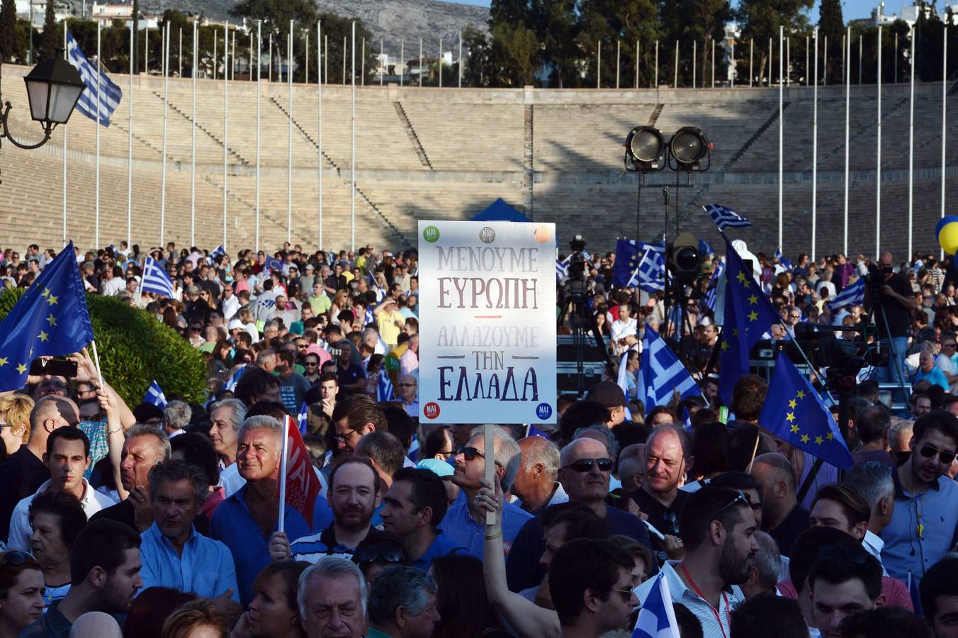 El &#039;sí&#039; y el &#039;no&#039; se juntan en Atenas