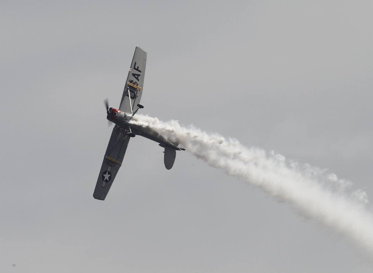 El Festival Aéreo rugió en los cielos de Gijón (I)