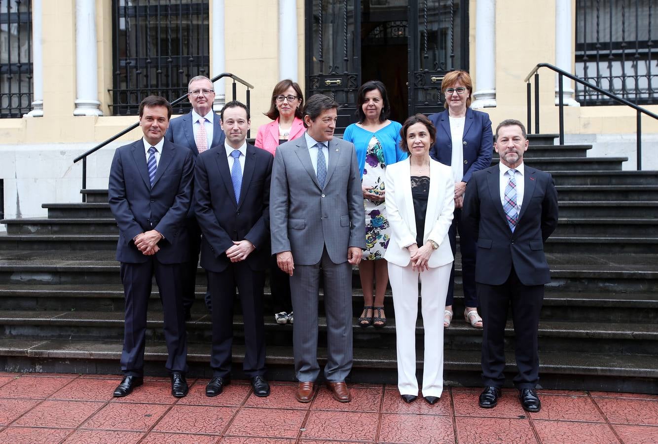 La foto de familia del Gobierno regional.