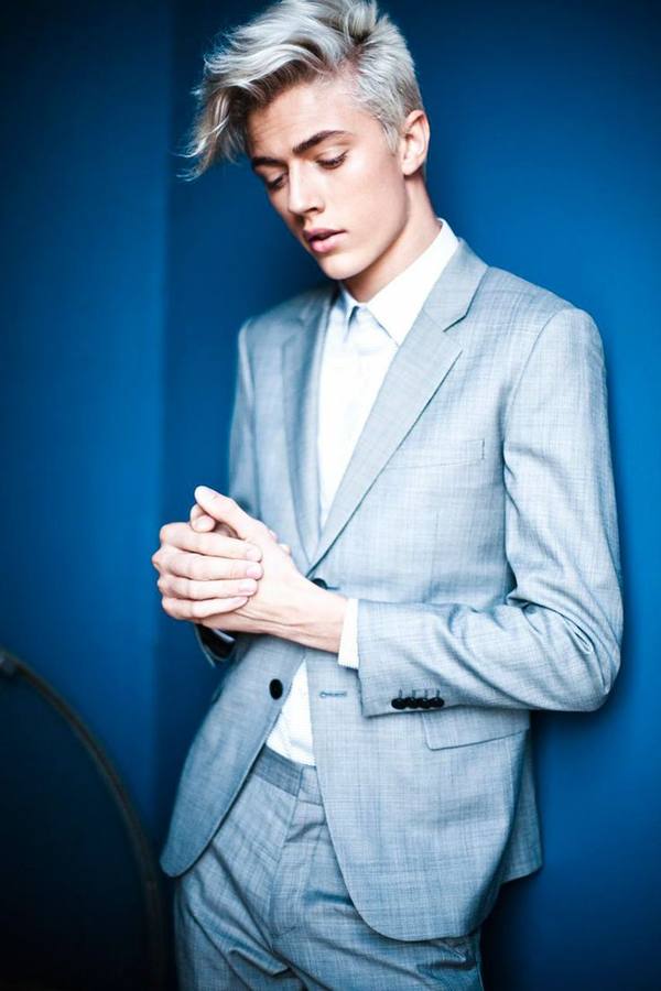 Lucky Blue Smith, el joven de 17 años que arrasa en las pasarelas y las redes sociales