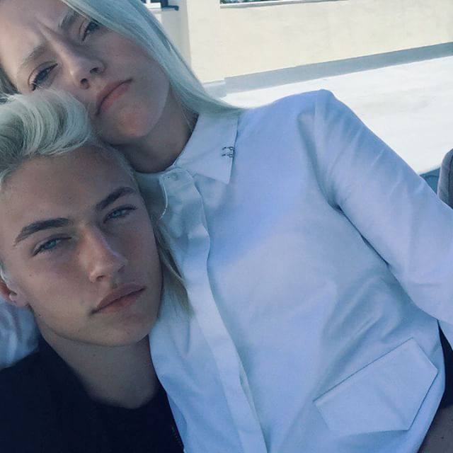 Lucky Blue Smith, el joven de 17 años que arrasa en las pasarelas y las redes sociales