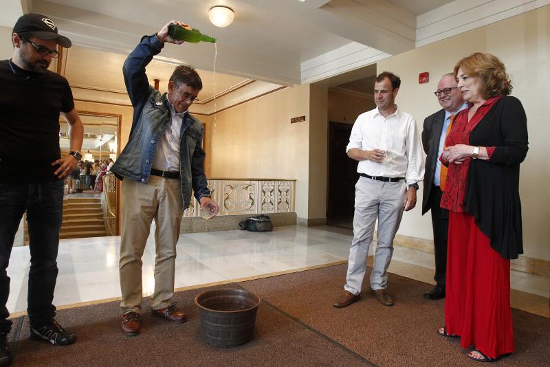 Carmen Maura y Dani Rovira ruedan en Oviedo &#039;El futuro ya no es lo que era&#039;