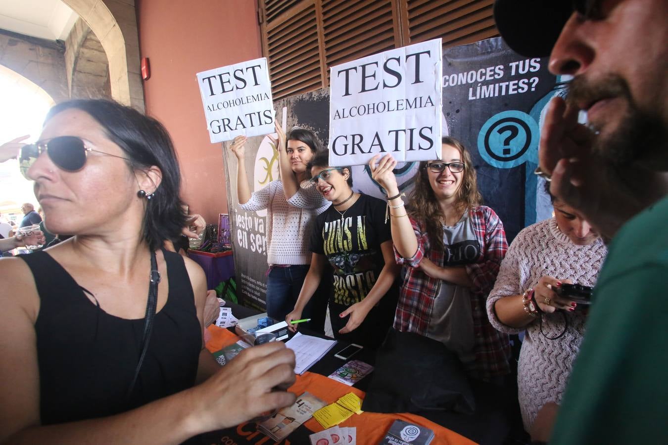 La Fiesta de la Sidra Natural de Gijón cierra entre multitudes