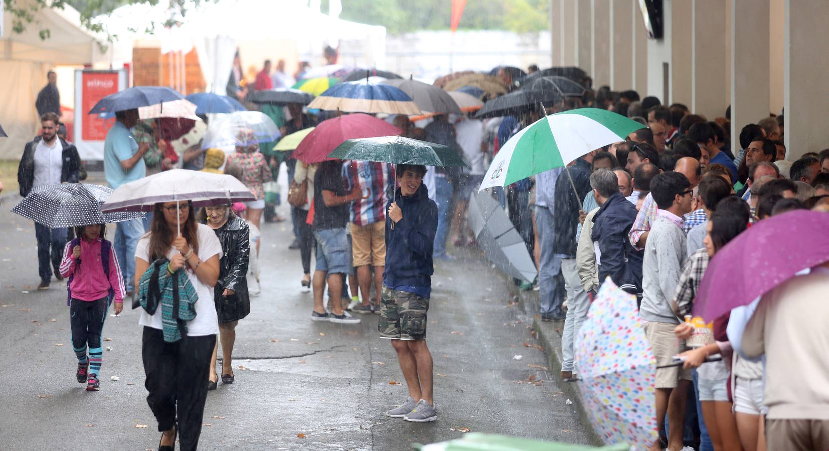 El Hípico se despide con lluvia