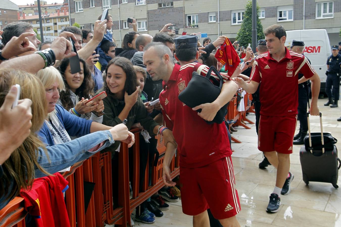 Asturias, locura por &#039;la Roja&#039;