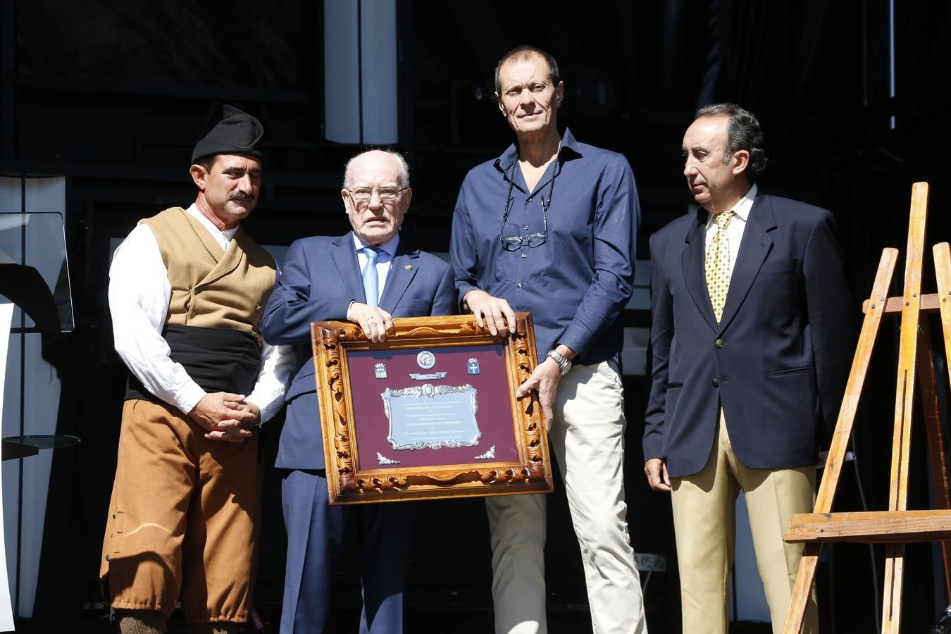 Multitudinaria romería de la Virgen de El Carbayu
