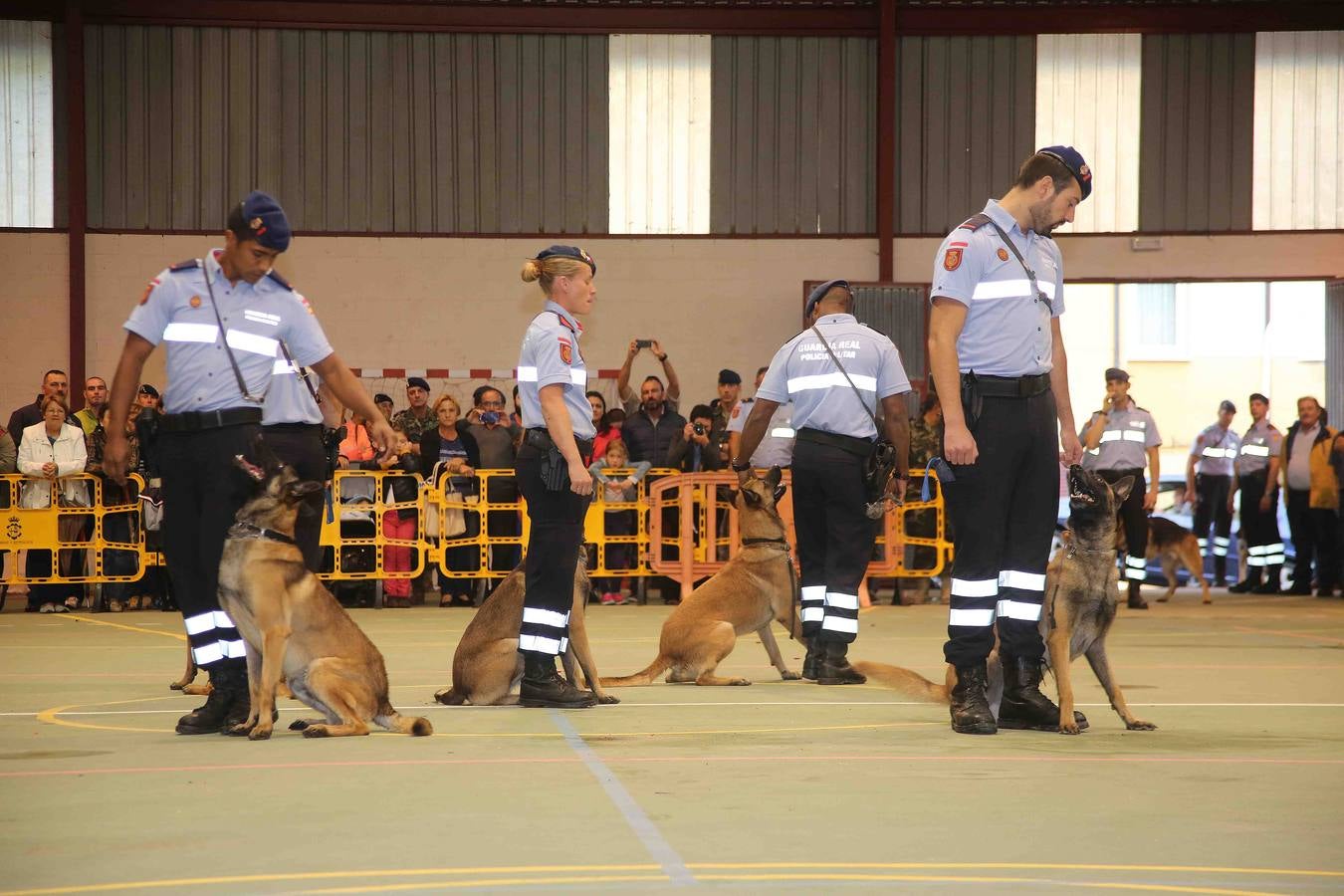 La Guardia Real Española, de maniobras en Asturias